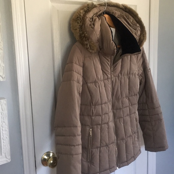 CALVIN KLEIN WATER RESISTANT JACKET - Picture 4 of 8